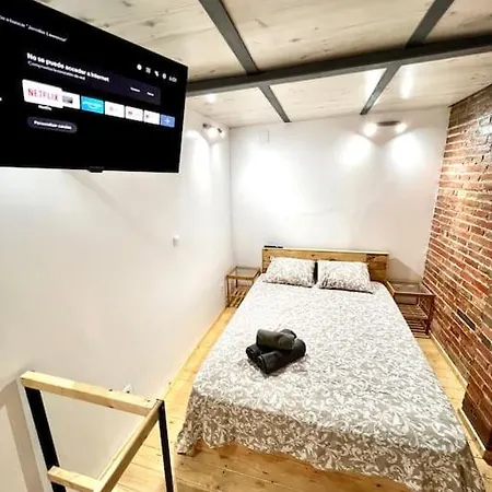 B6 Apartamento Duplex Con Terraza Y Balcon A 2 Calles Del Metro